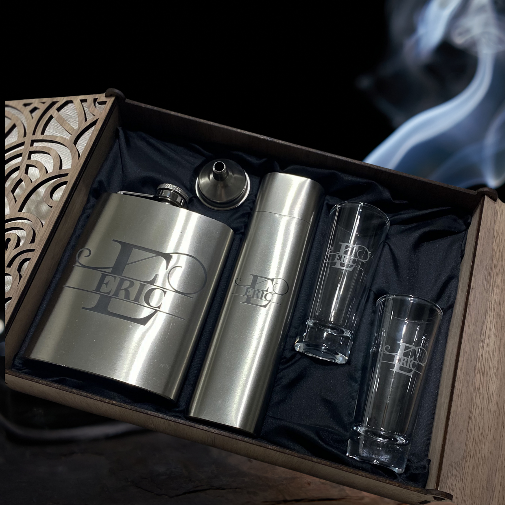 Personalised 3oz Silver 21st Birthday Hip Flask In Silk Gift Box Gifts Ideas For Bday Presents Men Women Boys Girls Him Her Pink Blue - UK - Foto 1